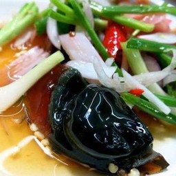 ยำไข่เยี่ยวม้า