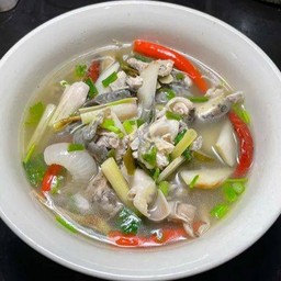 ต้มยำกบน้ำใสกับข้าว