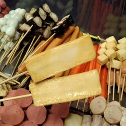 เต้าหู้ปลาแผ่น 4 เหลี่ยม