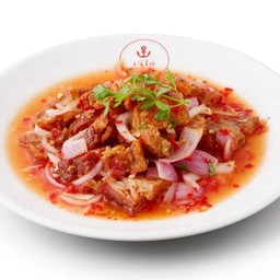 ยำหมูกรอบ