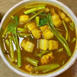 แกงส้มใต้ผักบุ้งหมูสามชั้น สูตร20ปี