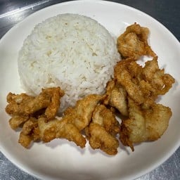 ข้าว ไก่ ทอดกระเทียม