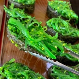ซูชิยำสาหร่าย