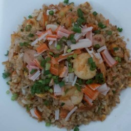 ข้าวผัด ผัดมาม่า ผัดกระเทียม ข้าวไข่เจียว ครัวในบ้าน