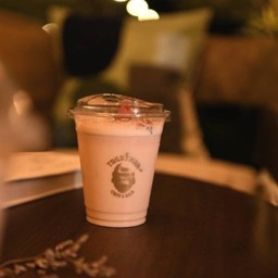 Fresh Strawberry Milk