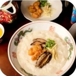 โจ๊กเป๋าฮื้อฮ่องกง