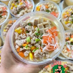 แม่นวล ชวนหิว เกี๊ยวหมูจัมโบ้