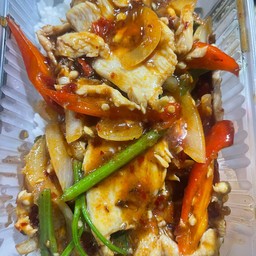 ผัดพริกเผาราดข้าว