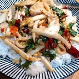 เห็ดผัดโหระพา