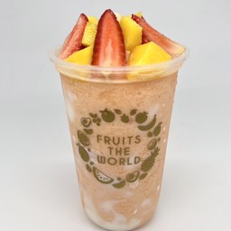 สตรอว์เบอร์รี่ + มะม่วง โยเกิร์ต