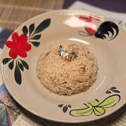 ข้าวมันสีทองร้อนๆ