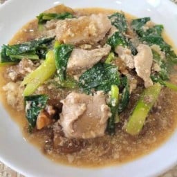 ร้านราดหน้า 20 ตลาดมุมตึก