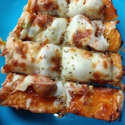 ปังโทสต์พิซซ่า