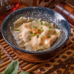 B13 เกี๊ยวกุ้ง น้ำ-แห้ง ( 4 ชิ้น )