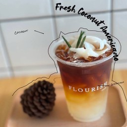 อเมริกาโน่น้ำมะพร้าว-Fresh Coconut Americano