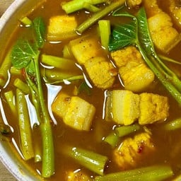 ชุดแกงส้มใต้หมูสามชั้น + ข้าวสวย สูตร20ปี