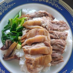 ข้าวขาหมูตุ๋น