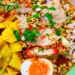 ก๋วยเตี๋ยวต้มยำหมู