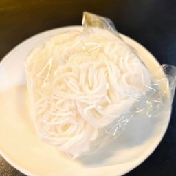 เส้นขนมจีน