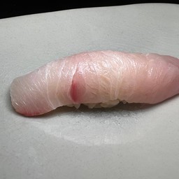 ซูชิปลาฮามาจิ