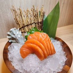 Salmon sashimi(100g)