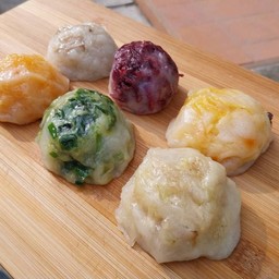 กุยช่ายไส้ทะลักนึ่ง