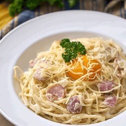 สปาเก็ตตี้ คาโบนาร่า-แฮม