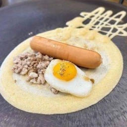 โตเกียว หมูสับ+ไข่+ไส้กรอกไก่ 5 ชิ้น แถม 1ชิ้น