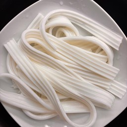 เส้นบุก白蒟蒻麵