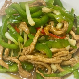 青椒肉丝หมูสันนอกผัดพริกหวาน