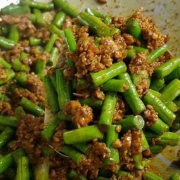 พริกแกงหมูสับ+กุ้งสับราดข้าว