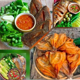 กินข้าว กินปลา (ปลานิลทอด ปลาทูทอด หมูสามชั้นทอด ไก่ทอด น้ำพริก ผักสด) อรัญประเทศ