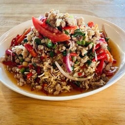 ยำมาม่าต้มยำหมูล้น