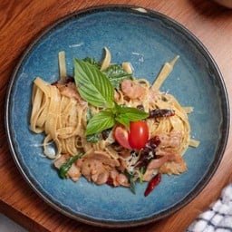 พาสต้าโอลิโอ้เบคอน