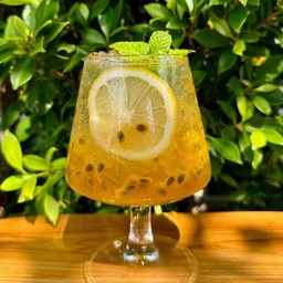 เสาวรสน้ำผึ้งมะนาว