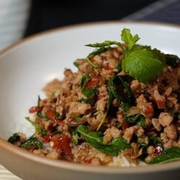 ข้าวกะเพราหมูสับ