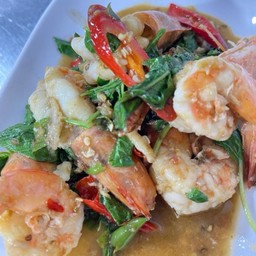 กะเพรากุ้ง