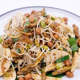 ข้าวก้อนยำ โลตัส บางกะดี