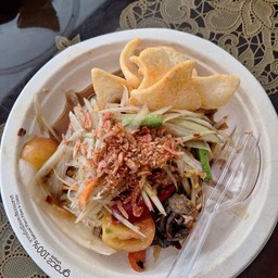 บ้านไม้ส้มตำ ช้างคลาน