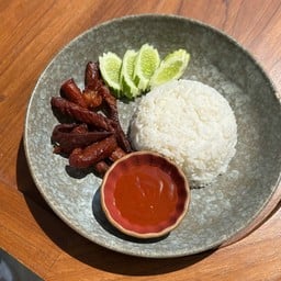 ข้าวเนื้อโคขุนแดดเดียวทอด (100กรัม) “Fried Sun-Dried Beef with Rice” (100g.)