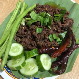 ลาบเนื้อคั่ว