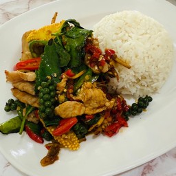 ผัดฉ่าหมู (ข้าวหอมมะลิ)