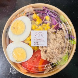 สลัดไข่ต้มทูน่า