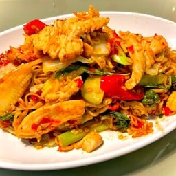 มาม่าผัดขี้เมาไก่