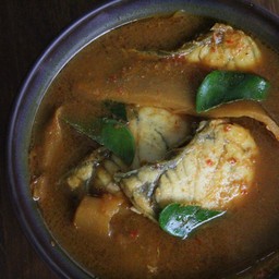 แกงเหลืองพริกสดปลากะพง