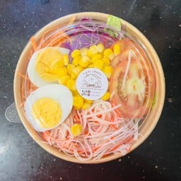 สลัดไข่ต้มปูอัด
