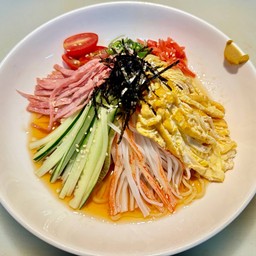 Hiyashi chuka