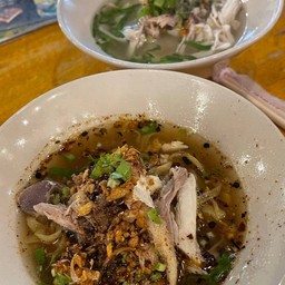 เกาเหลา ไก่ฉีกต้มยำ