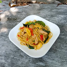 สปาเก็ตตี้ผัดขี้เมาหมู