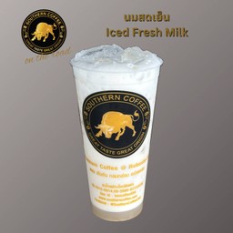 นมสดเย็น (Iced Fresh Milk)